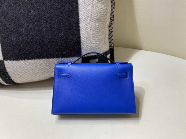 Hermès Kelly Pochette Swift Bleu Electric x Palladium Hardware