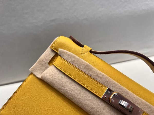 Hermès Kelly Pochette Swift Jaune de Naples x Palladium Hardware