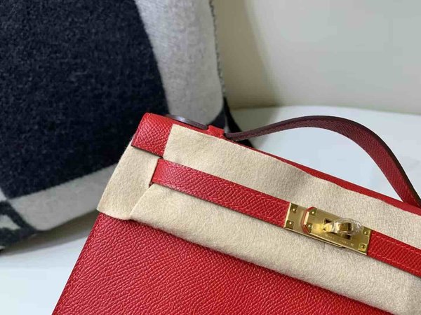 Kelly Pochette Epsom Rouge Casaque x Gold Hardware