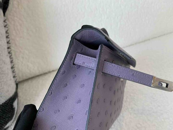 Hermès Pochette Ostrich Lavender Purple x Palladium Hardware