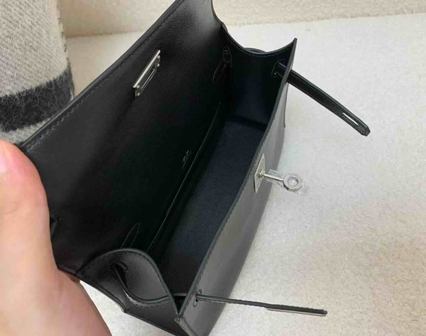 Hermès Pochette Swift Noir / Palladium Hardware