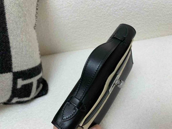 Hermès Pochette Swift Noir / Palladium Hardware