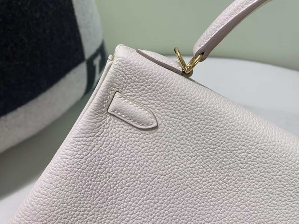 Hermès Kelly 25 Togo Craie x Gold Hardware