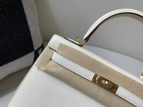 Hermès Kelly 25 Epsom Craie x Gold Hardware