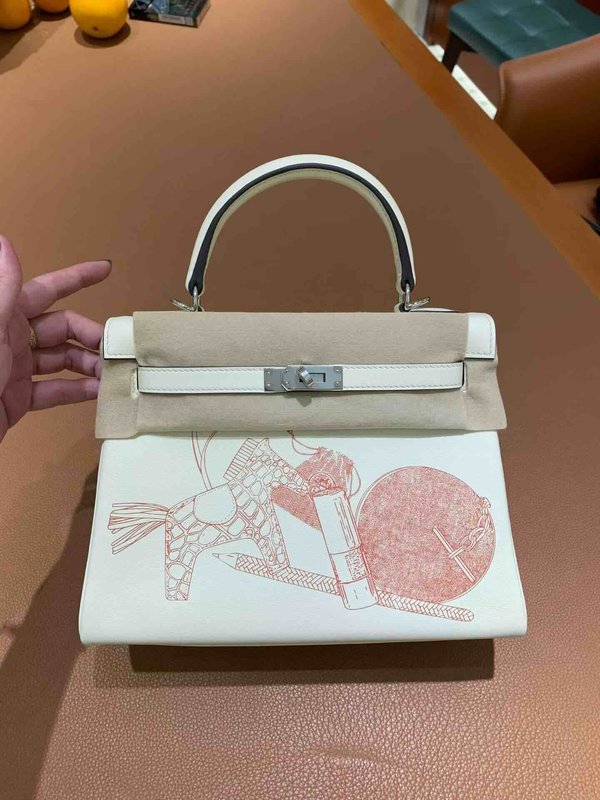 Hermès Kelly 25 In & Out Swift Craie x Palladium Hardware