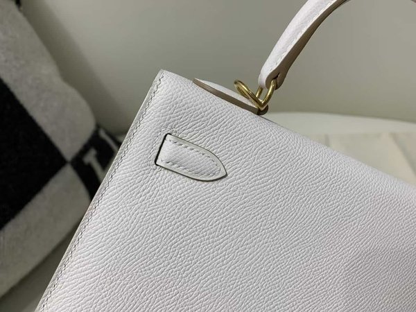Hermès Kelly 25 Epsom Blanc x Gold Hardware