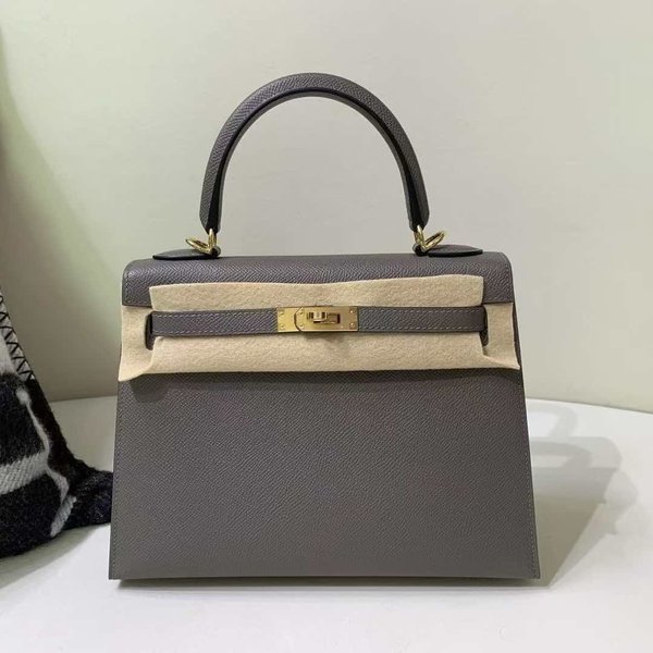Hermès Kelly 25 Epsom Sellier Etain x Gold Hardware