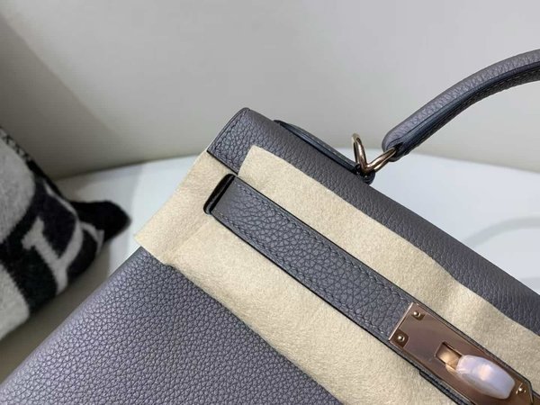 Hermès Kelly25 Epsom Sellier Etain x Rose hardware