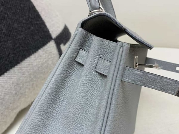 Hermès Kelly 25 Togo Gris Mouette x Palladium Hardware