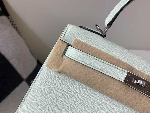 Hermès Kelly 25 Sellier Epsom Vert Fizz x Palladium Hardware