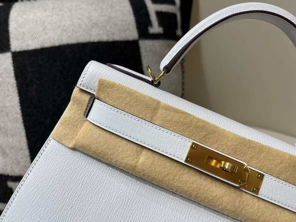 Hermès Kelly 25 Sellier Epsom Bleu Brume x Gold Hardware