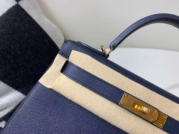 Hermès Kelly25 Epsom Blue Indigo x Gold Hardware