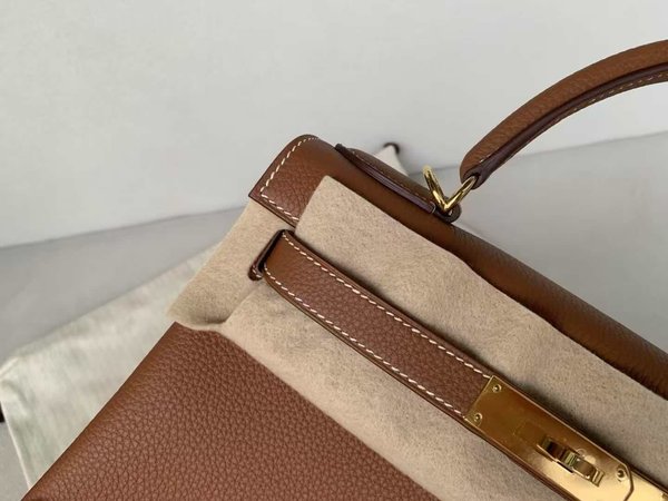 Hermès Kelly 25 Togo Gold x Gold Hardware