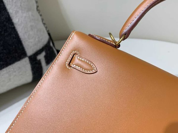 Hermès Kelly 25 Sellier Box Calf Gold x Gold Hardware