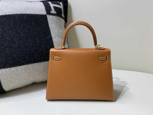 Hermès Kelly 25 Sellier Box Calf Gold x Gold Hardware