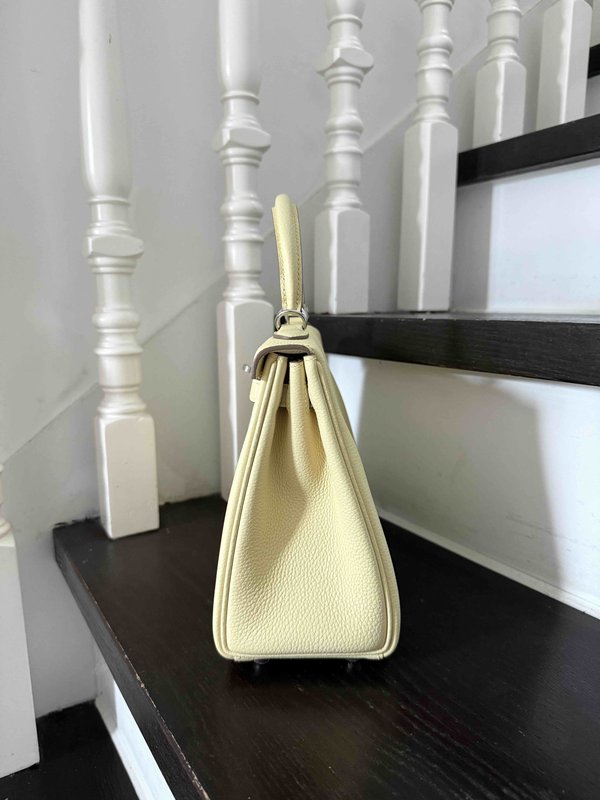 Hermès Kelly25 Togo Jaune Possin x Palladium Hardware