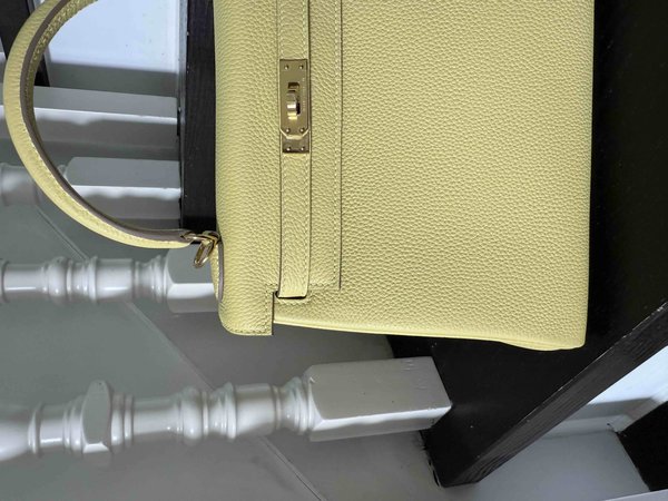 Hermès Kelly25 Togo Limoncello x Gold Hardware