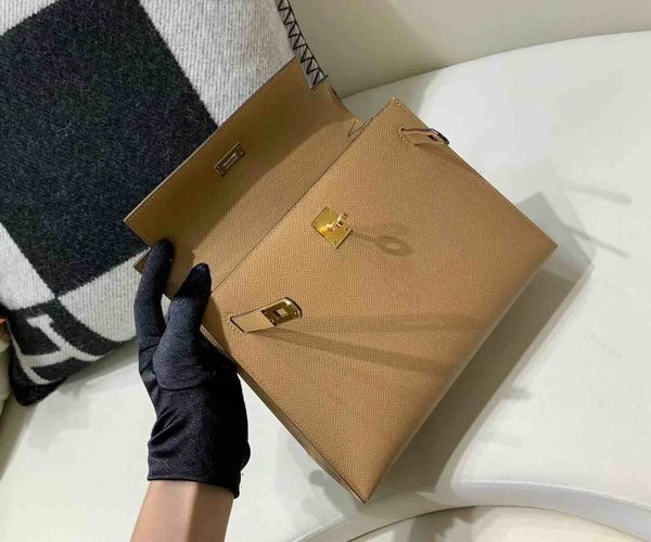 Hermès Kelly 25 Epsom Chai x Gold Hardware