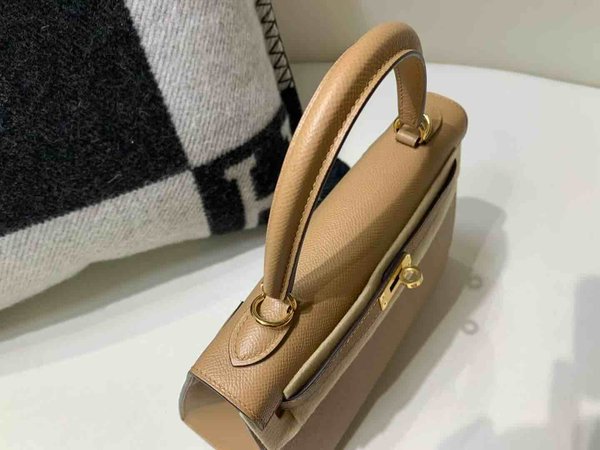 Hermès Kelly 25 Epsom Chai x Gold Hardware
