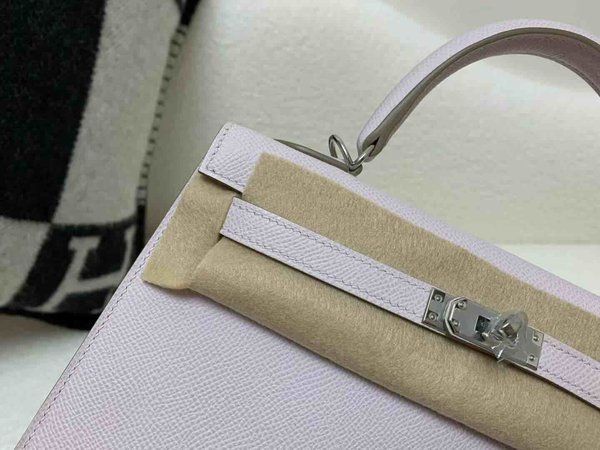Hermès Kelly 25 Epsom Mauve Pale x Palladium Hardware