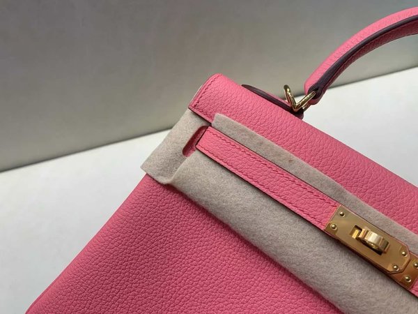Hermès Kelly 25 Togo Rose Mexico x Gold Hardware