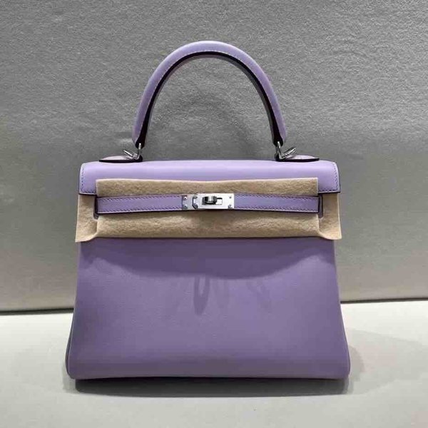 Hermès Kelly 25 Swift Lavender x Palladium Hardware