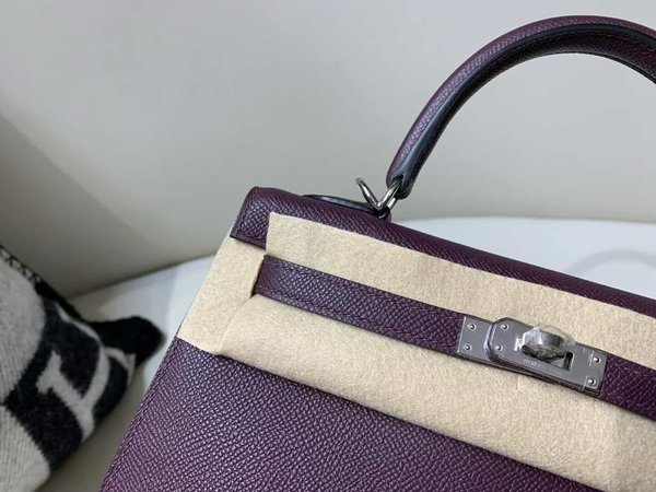 Hermès Kelly 25 Epsom Sellier Raisin x Palladium Hardware