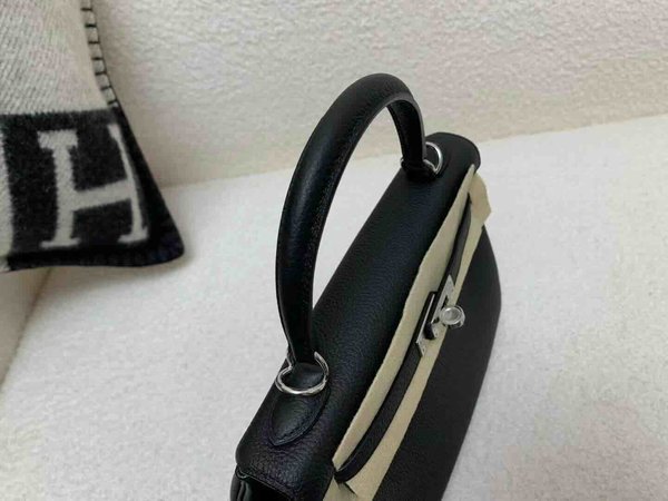 Hermès Kelly25 Togo Noir x Palladium Hardware