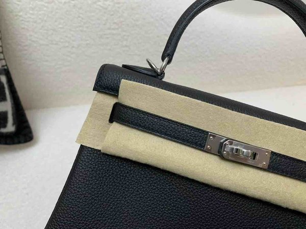 Hermès Kelly25 Togo Noir x Palladium Hardware
