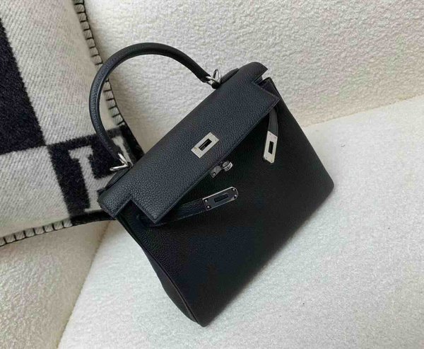Hermès Kelly25 Togo Noir x Palladium Hardware