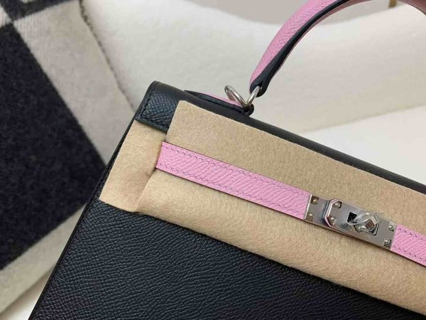 Hermès Kelly 25 Epsom Noir x Rose Sakura x Palladium Hardware