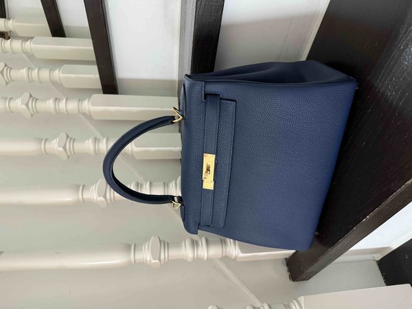 Hermès Kelly28 Togo Blue Sapphire x Gold Harware