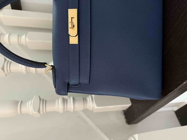 Hermès Kelly28 Togo Blue Sapphire x Gold Harware