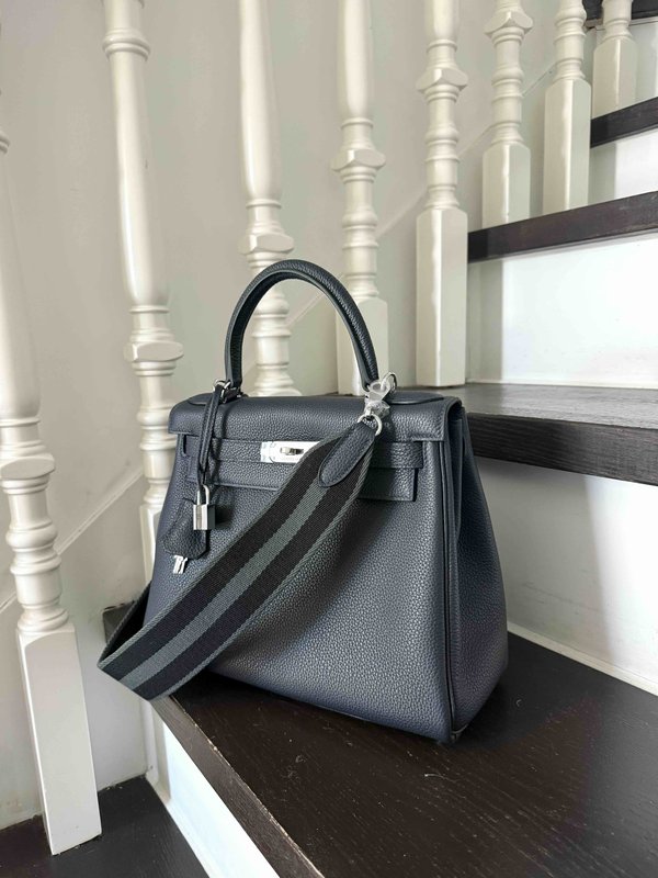 Hermès Kelly28 Clemence Blue Indigo x Palladium Hardware