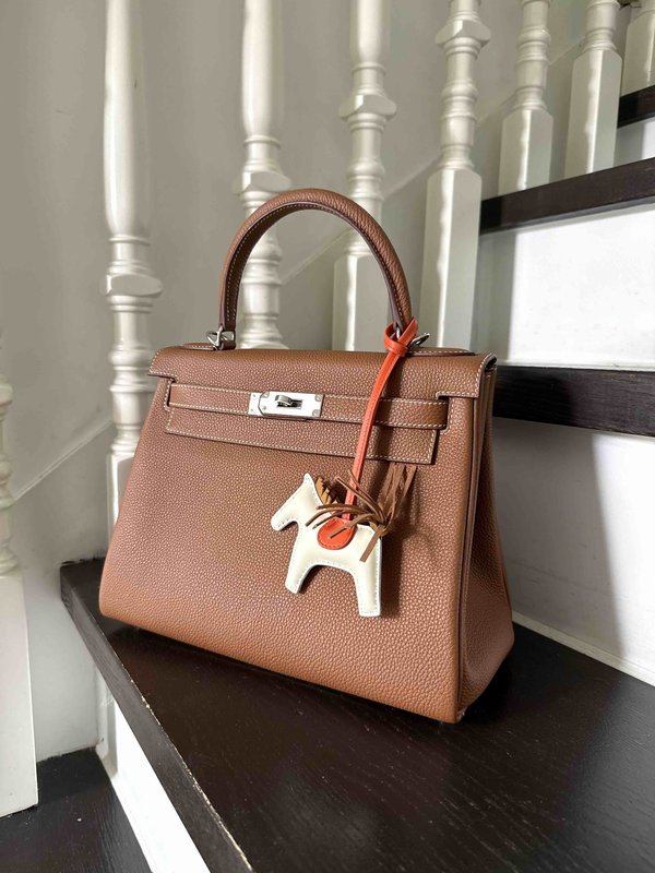 Hermès Kelly28 Togo Gold x Palladium Hardware