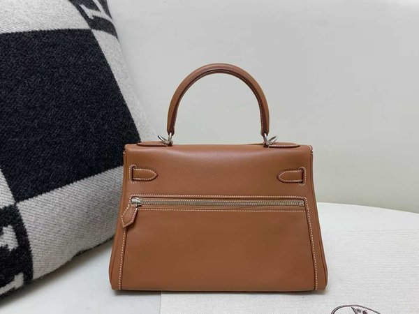Hermès Kelly Lakis 28 Swift Gold x Palladium Hardware