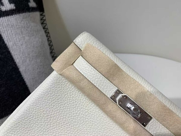 Hermès Kelly Ado II Togo Craie x Palladium Hardware
