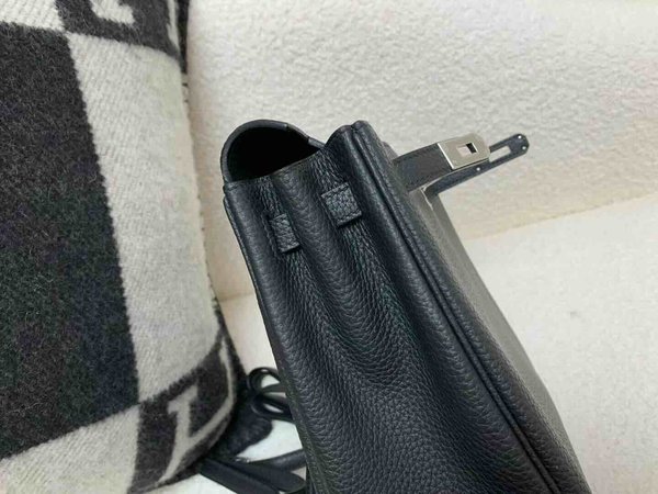 Hermès Ado 22 Clemence Noir x Palladium Hardware