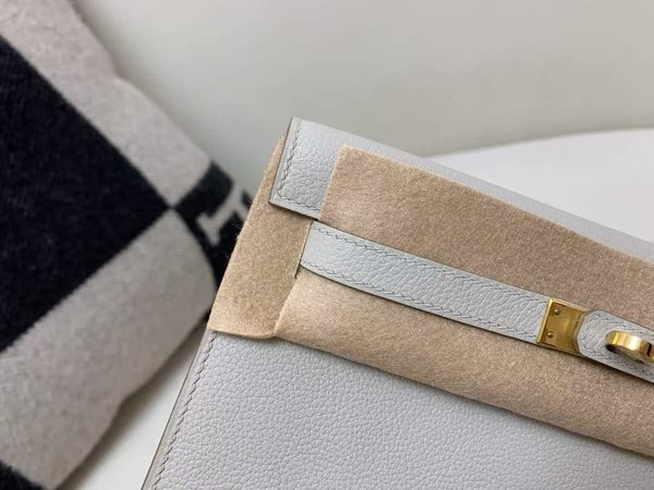 Hermès Kelly Danse Evercolor Gris Perle x Gold Hardware