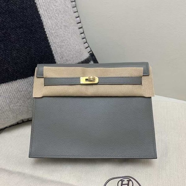 Hermès Kelly Danse Evercolor Gris Meyer x Gold Hardware