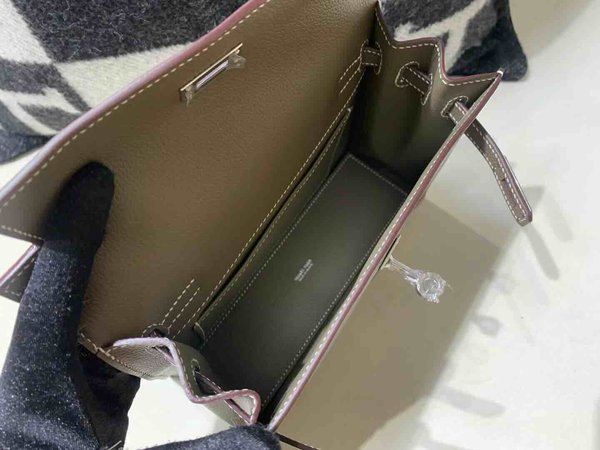 Hermès Kelly Danse Evercolor Etoupe Palladium Hardware