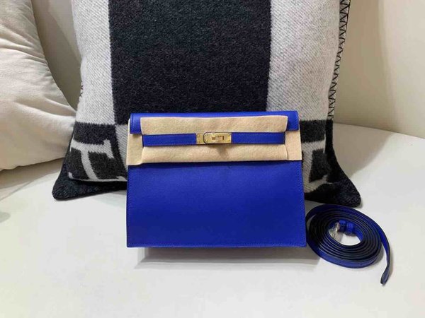 Hermès Kelly Danse 22 Swift Blue Zellige x Gold Hardware