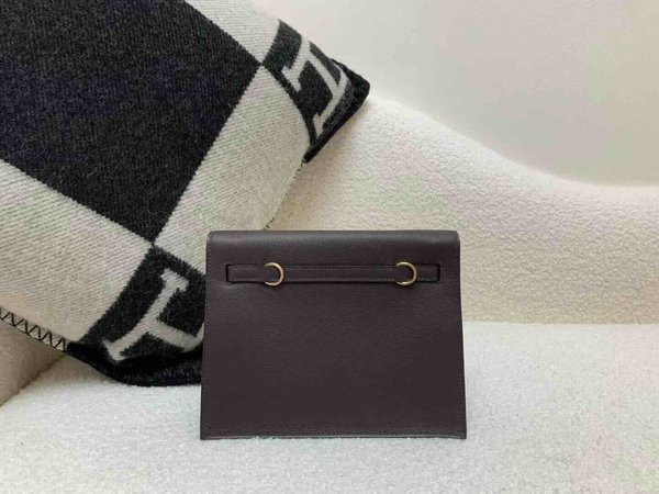 Hermès Kelly Danse 22 Evercolor Saddle Brown x Gold Hardware