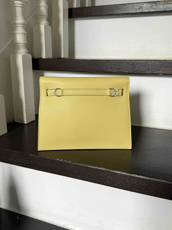 Hermès Kelly Danse II Evercolor Souffre x Gold Hardware