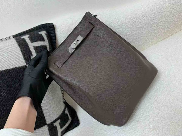Hermès So Kelly 22 Togo Chocolate (Interior Gold) x Palladium Hardware