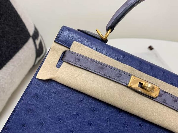 Hermès Kelly 25  Ostrich Bleu Saphir x Gold Hardware