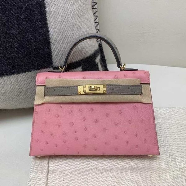 Hermès Mini Kelly II 20 Ostrich Rose Sakura with Etoupe Trim x Gold Hardware