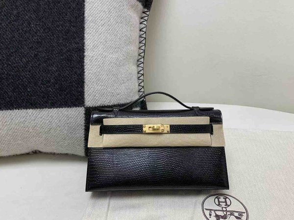 Hermès Kelly Pochette Lizard Noir x Gold Hardware