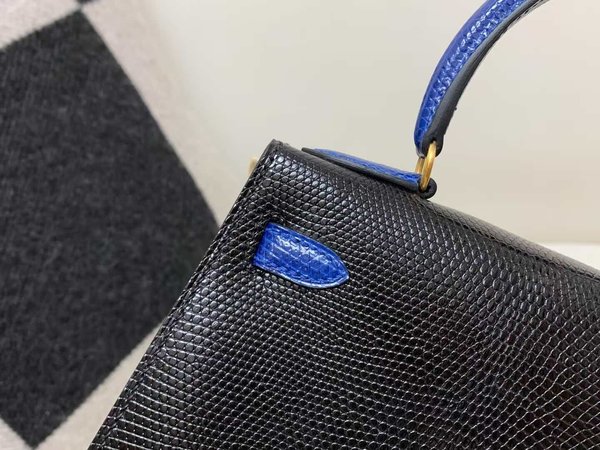 Hermès Mini Kelly 20 Big Lizard Noir with Sapphire Blue x Gold Hardware