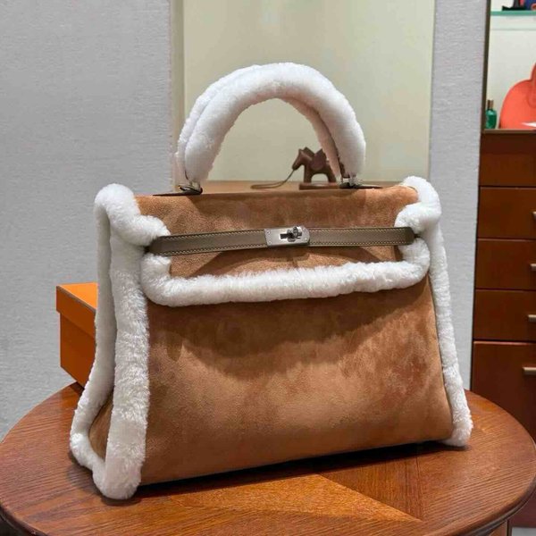Hermès Kelly 35 Teddy Suede & Shearling